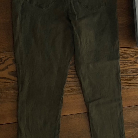 Old Navy - Picture 3 of 4